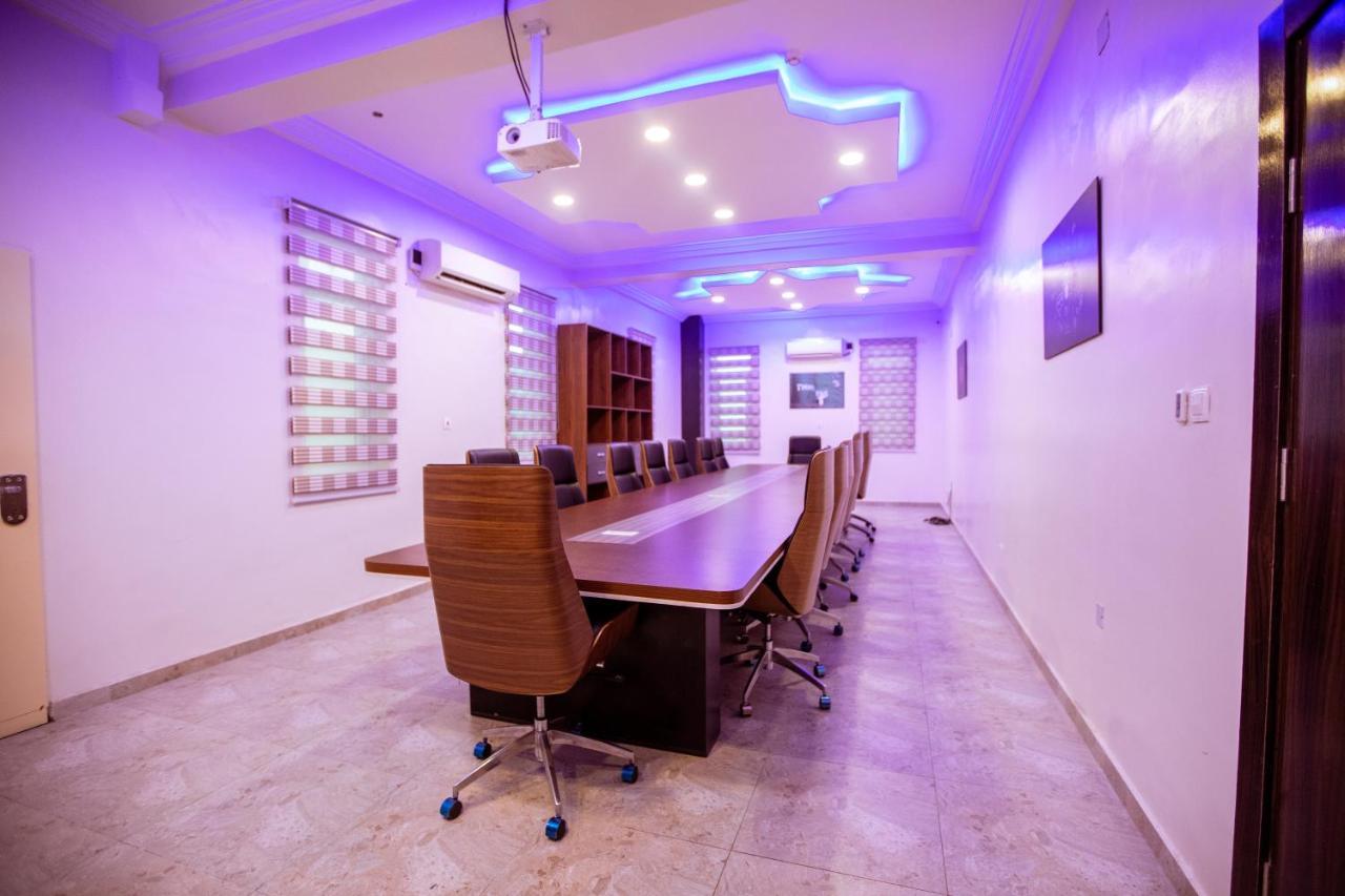 Apartment 79 Hotel & Suite Ikeja Ngoại thất bức ảnh