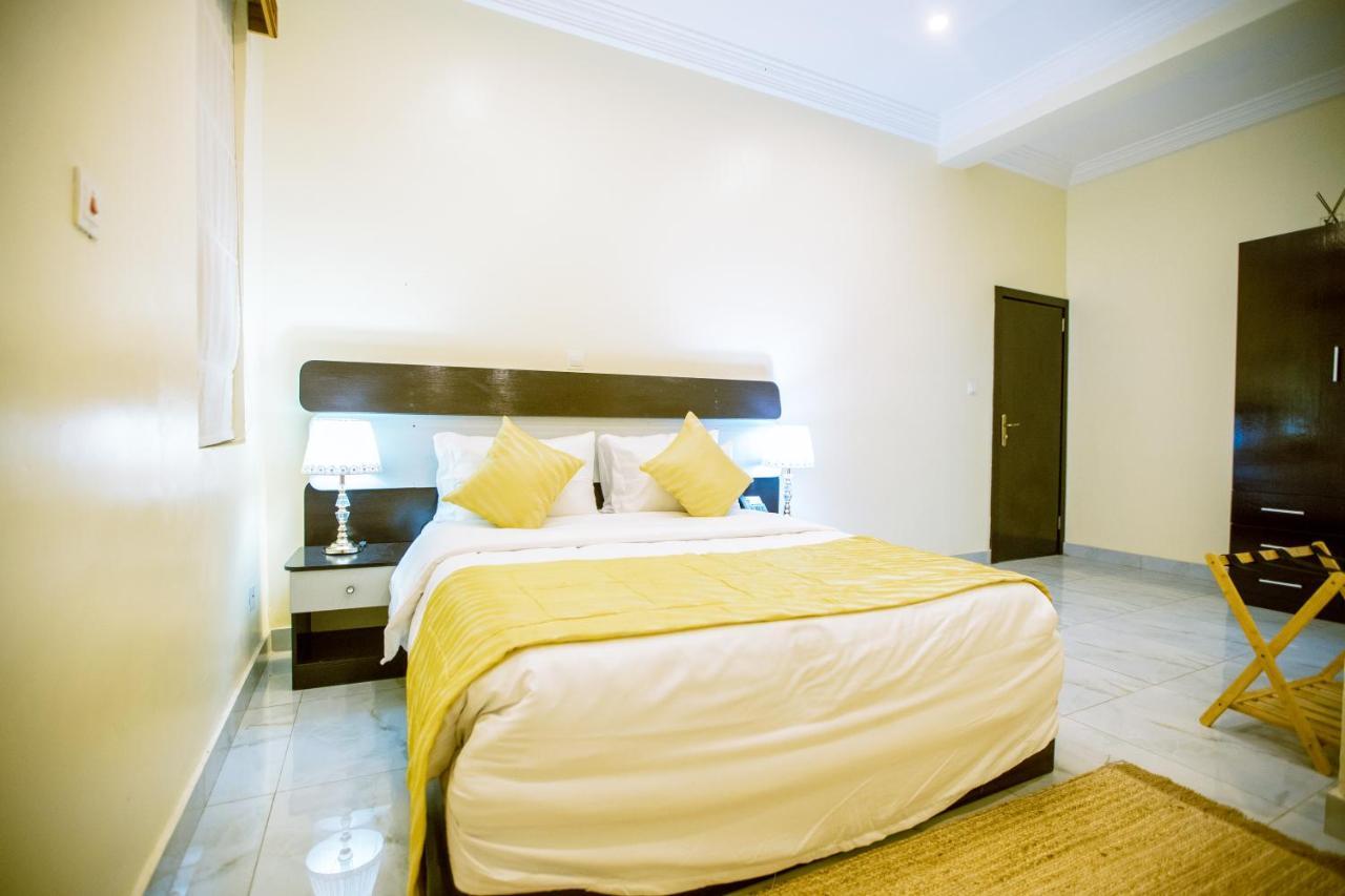 Apartment 79 Hotel & Suite Ikeja Ngoại thất bức ảnh