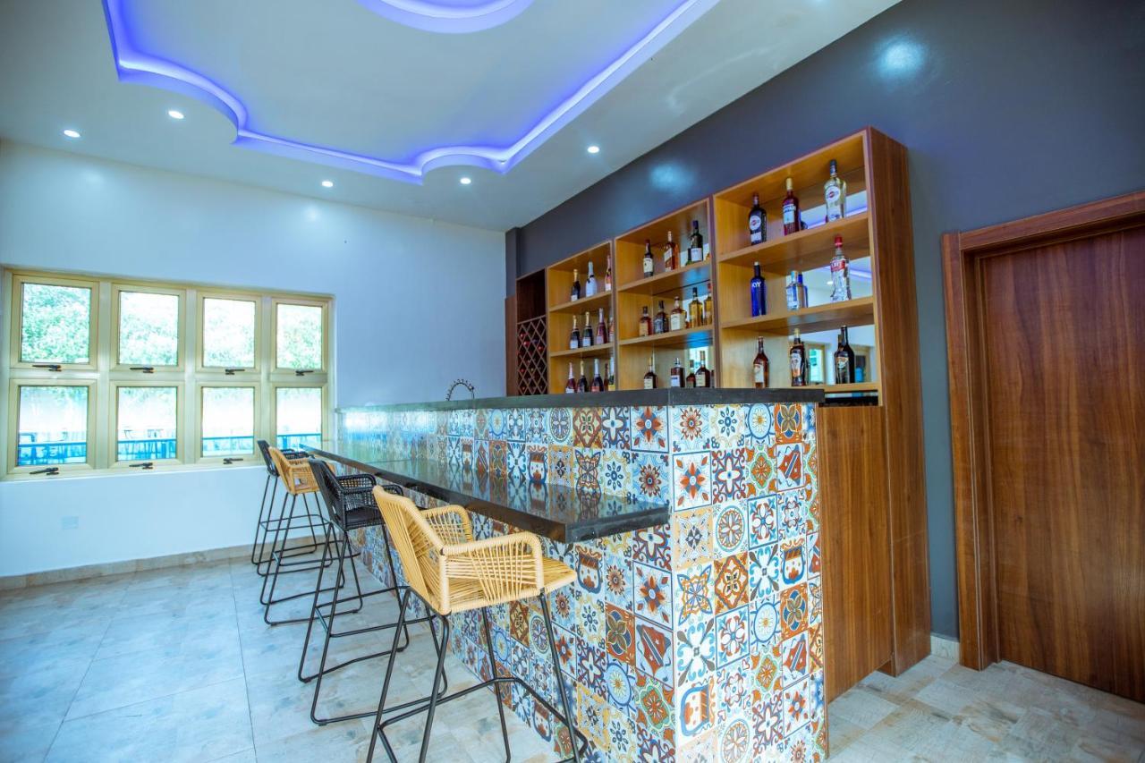 Apartment 79 Hotel & Suite Ikeja Ngoại thất bức ảnh