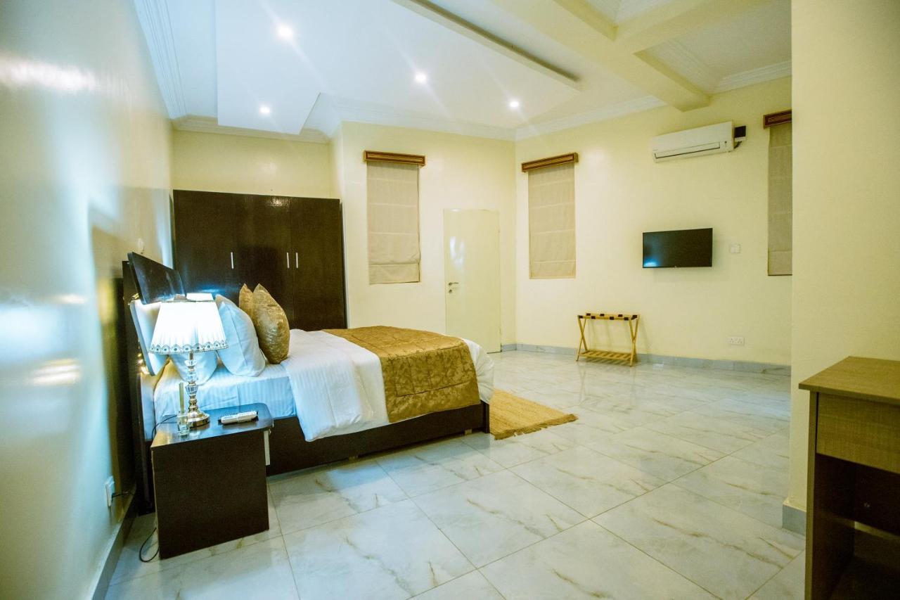 Apartment 79 Hotel & Suite Ikeja Ngoại thất bức ảnh