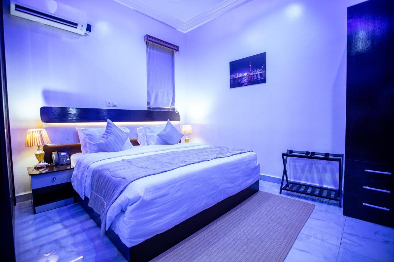 Apartment 79 Hotel & Suite Ikeja Ngoại thất bức ảnh