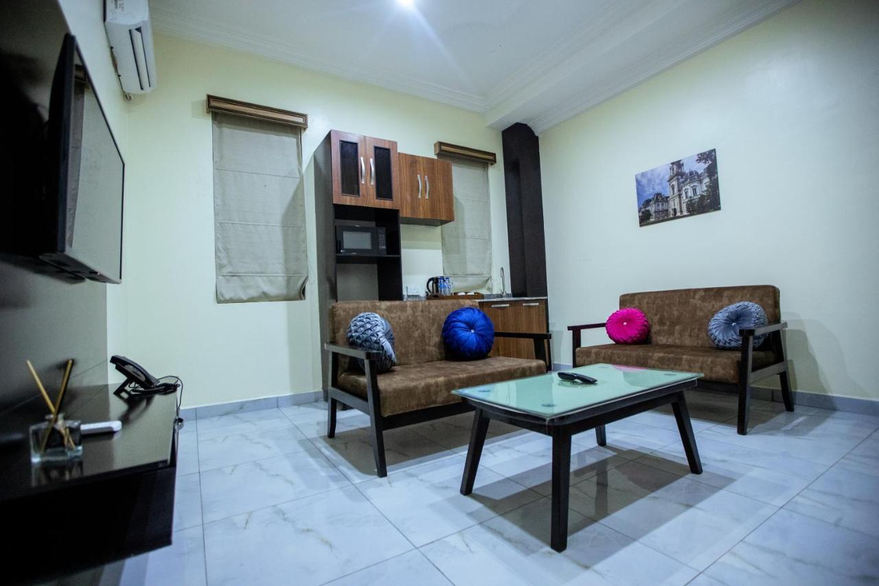 Apartment 79 Hotel & Suite Ikeja Ngoại thất bức ảnh